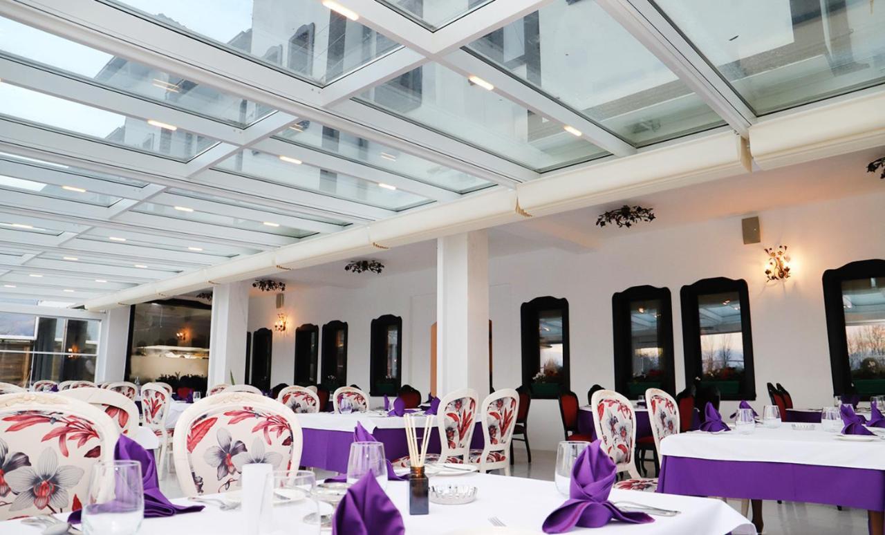 Hotel Vila Zana Gostivar Ngoại thất bức ảnh